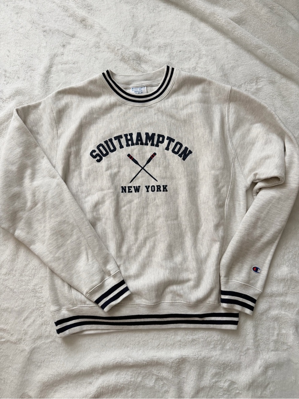 Champion South Hampton New York Reverse Weave Sweatshirt Medium